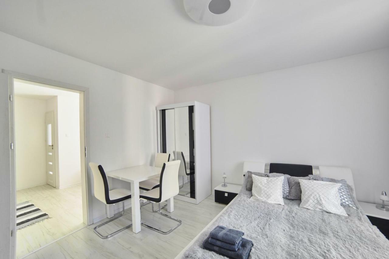 Apartament Lelewela 8 Olsztyn  Exteriör bild